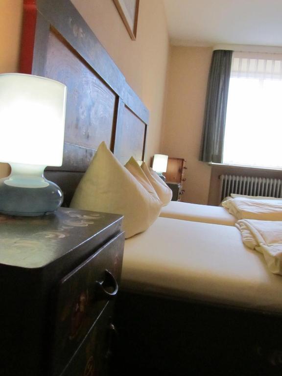 Hotel Gasthof Humplbrau ヴォルフラーツハウゼン 部屋 写真